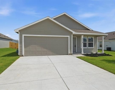 3719 Longleaf Drive - Photo Thumbnail 1