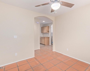 8190 W Behrend Drive - Photo Thumbnail 21