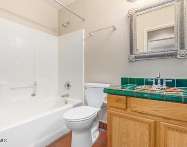 8190 W Behrend Drive - Photo Thumbnail 22
