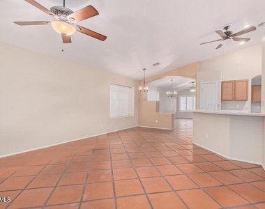 8190 W Behrend Drive - Photo Thumbnail 11