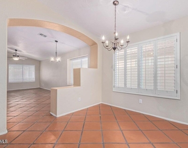 8190 W Behrend Drive - Photo Thumbnail 4