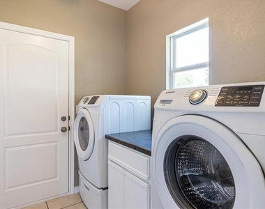 508 Pine Lane - Photo Thumbnail 24
