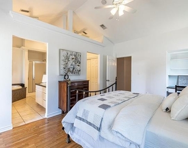 508 Pine Lane - Photo Thumbnail 15