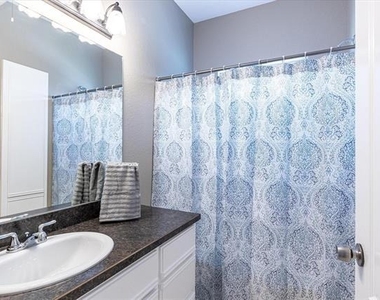508 Pine Lane - Photo Thumbnail 21