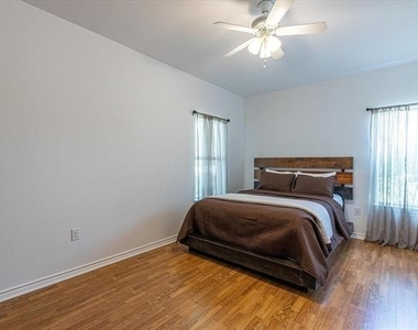 508 Pine Lane - Photo Thumbnail 12