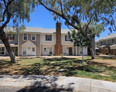 1600 N Saba Street - Photo Thumbnail 20