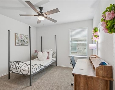 3924 Pinebluff Lane - Photo Thumbnail 25