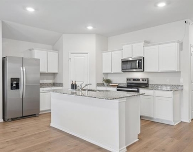3924 Pinebluff Lane - Photo Thumbnail 8