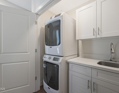 6060 E Baseline Road - Photo Thumbnail 8