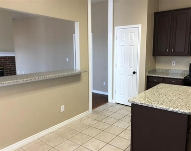 8301 Bells Street - Photo Thumbnail 11