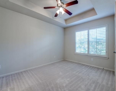 6428 Glenhollow Drive - Photo Thumbnail 26