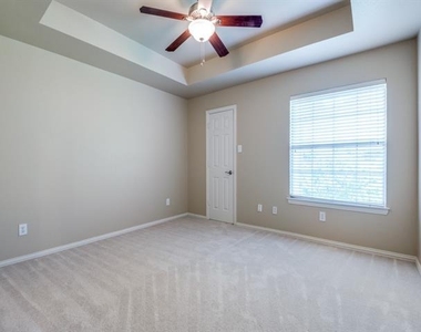 6428 Glenhollow Drive - Photo Thumbnail 25