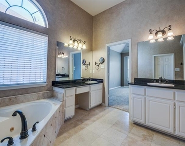 6428 Glenhollow Drive - Photo Thumbnail 19