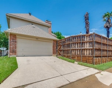 6428 Glenhollow Drive - Photo Thumbnail 35