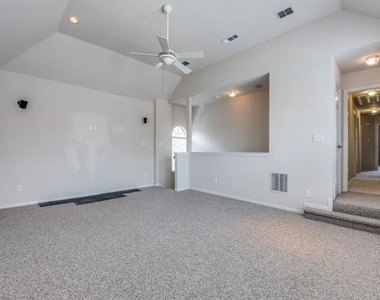 6428 Glenhollow Drive - Photo Thumbnail 31
