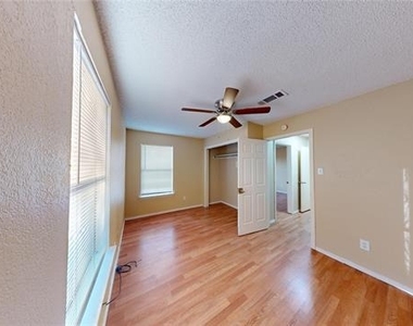 2117 W Walnut Street - Photo Thumbnail 6