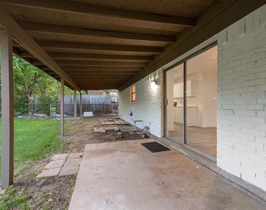 6048 Hillcrest Drive - Photo Thumbnail 24