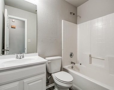 610 Lonestar Park Lane - Photo Thumbnail 6