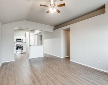 610 Lonestar Park Lane - Photo Thumbnail 4