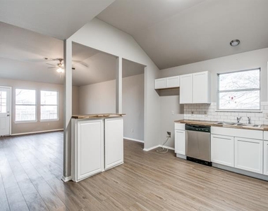 610 Lonestar Park Lane - Photo Thumbnail 3