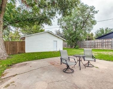 3517 Woodleigh Drive - Photo Thumbnail 21