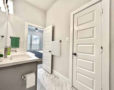 2501 Ascension Boulevard - Photo Thumbnail 6