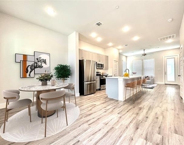 2501 Ascension Boulevard - Photo Thumbnail 2