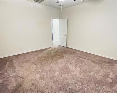1308 Renoir Drive - Photo Thumbnail 11