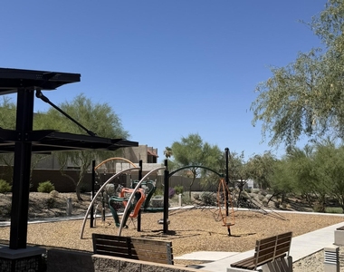 835 E Hopi Trail - Photo Thumbnail 23