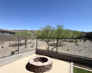 835 E Hopi Trail - Photo Thumbnail 21