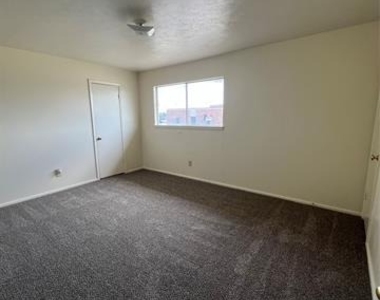 3104 Stanford Street - Photo Thumbnail 16
