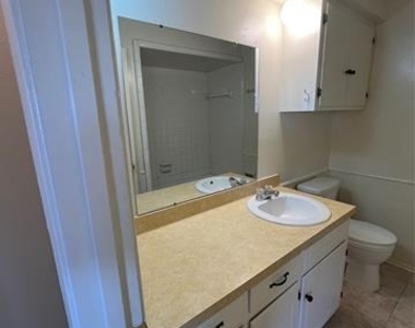 3104 Stanford Street - Photo Thumbnail 13