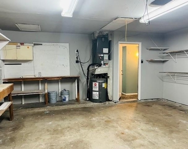 5060 Arbor Glen Road - Photo Thumbnail 18