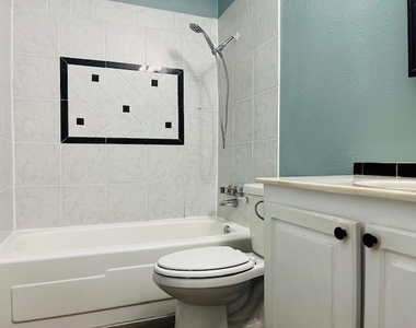 5060 Arbor Glen Road - Photo Thumbnail 9