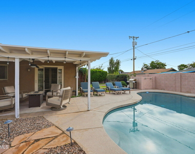 8307 E Clarendon Avenue - Photo Thumbnail 26
