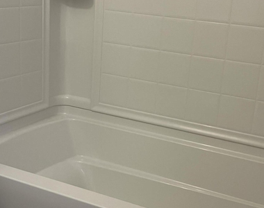 525 N Miller Road - Photo Thumbnail 8