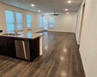 4836 Carmel Valley Drive - Photo Thumbnail 13
