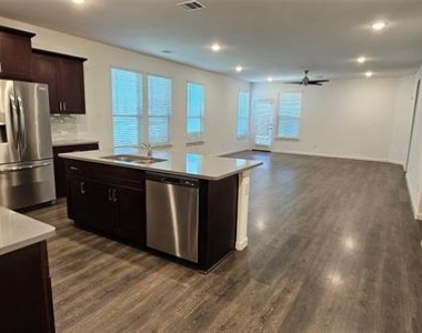 4836 Carmel Valley Drive - Photo Thumbnail 9