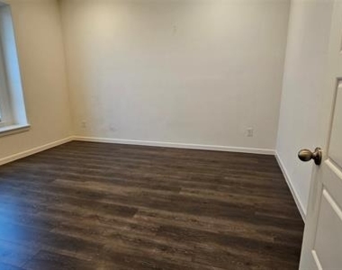 4836 Carmel Valley Drive - Photo Thumbnail 3