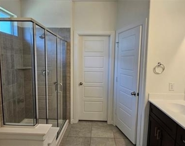 4836 Carmel Valley Drive - Photo Thumbnail 25