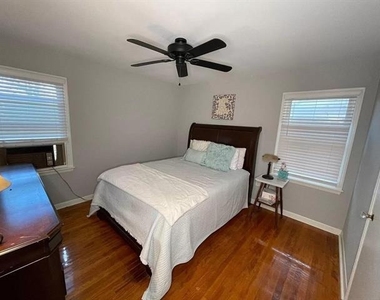 313 Hillcrest Avenue - Photo Thumbnail 4