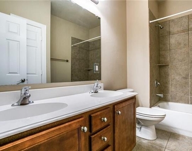 8613 Empire Boulevard - Photo Thumbnail 19