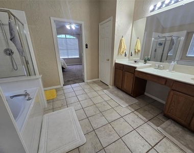2816 Oakdale Drive - Photo Thumbnail 15