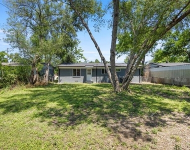 10325 Maylee Boulevard - Photo Thumbnail 23