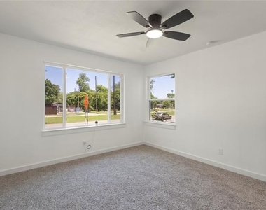 10325 Maylee Boulevard - Photo Thumbnail 15