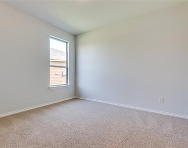 717 Presidio Street - Photo Thumbnail 7