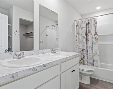 853 Eagles Nest Drive - Photo Thumbnail 15