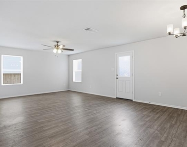 853 Eagles Nest Drive - Photo Thumbnail 5