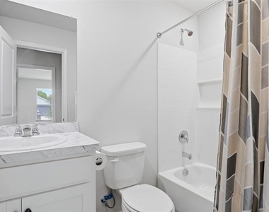 853 Eagles Nest Drive - Photo Thumbnail 4