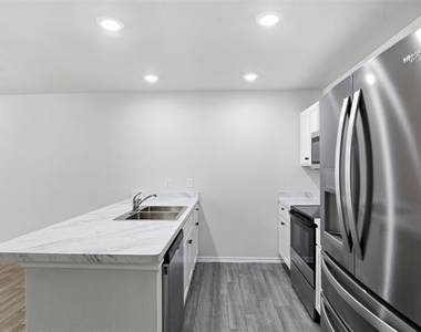 853 Eagles Nest Drive - Photo Thumbnail 10